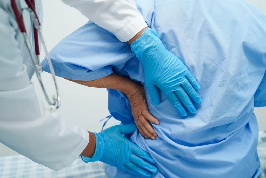 Reemplazo de cadera y rodilla en Medellín en clínica con acreditación JCI internacional
